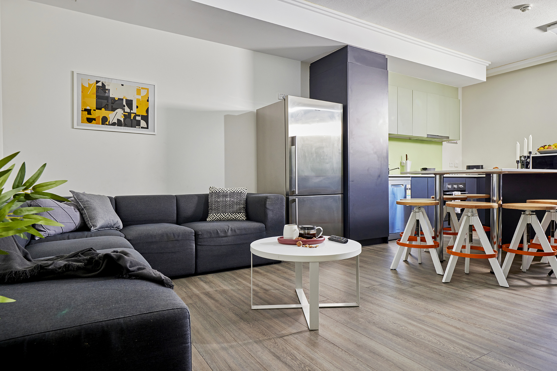 Scape-Darling-Square_Twin-8-Person-Apartment_WEB-004